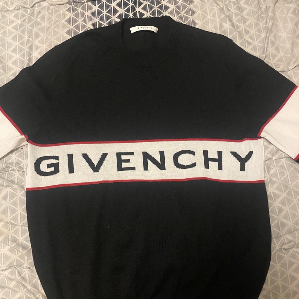 Givenchy pull over shirt excellent condition worn once